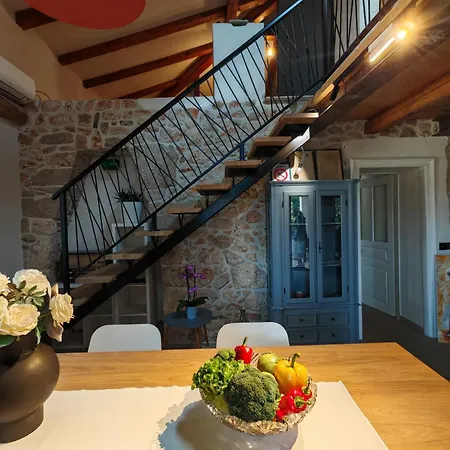 Mare - Island Krk, Traditional Stone House With Pool *