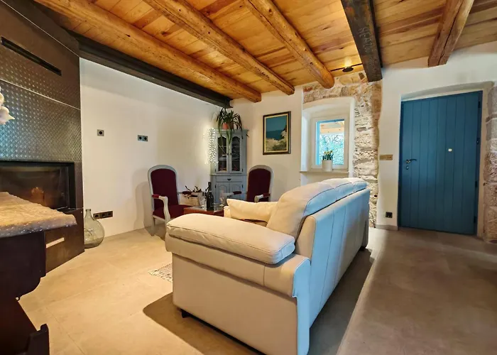 Mare - Island Krk, Traditional Stone House With Pool
