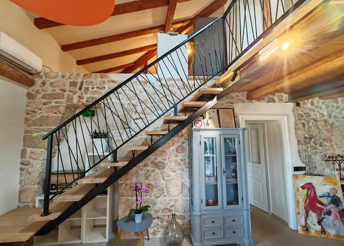 Mare - Island Krk, Traditional Stone House With Pool