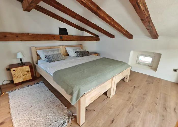 Mare - Island Krk, Traditional Stone House With Pool *