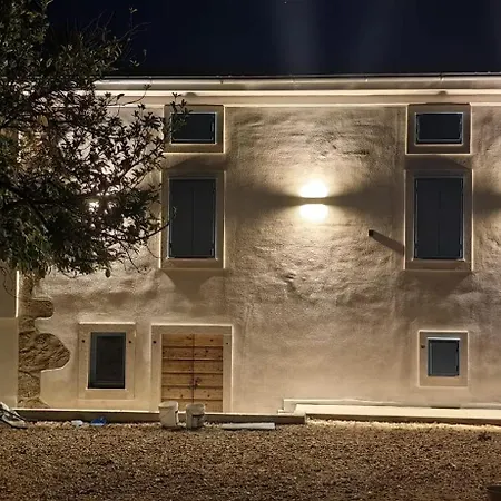 Mare - Island Krk, Traditional Stone House With Pool Villa Kras