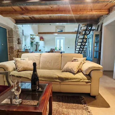 Mare - Island Krk, Traditional Stone House With Pool Kras