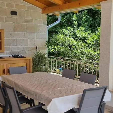 Mare - Island Krk, Traditional Stone House With Pool *