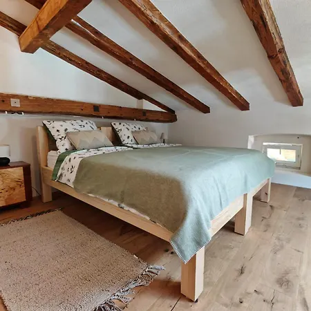 فيلة Mare - Island Krk, Traditional Stone House With Pool