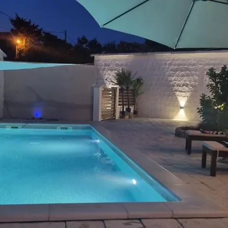 Mare - Island Krk, Traditional Stone House With Pool *