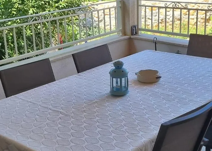 Mare - Island Krk, Traditional Stone House With Pool *