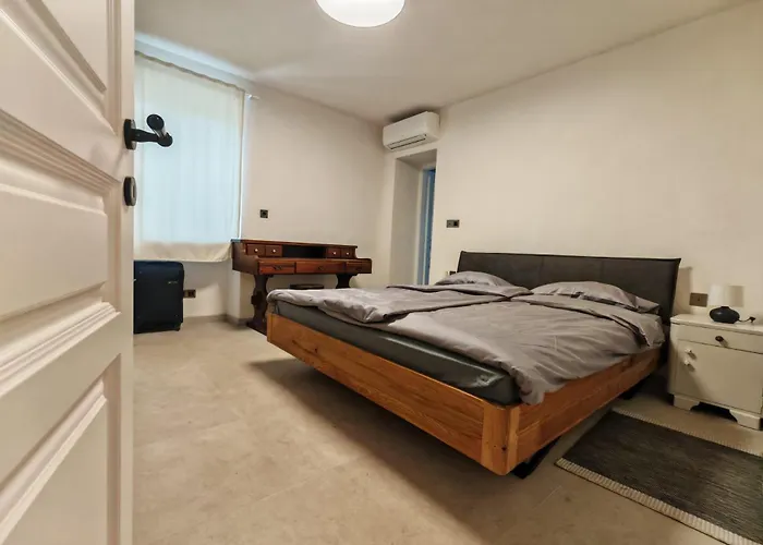 Mare - Island Krk, Traditional Stone House With Pool