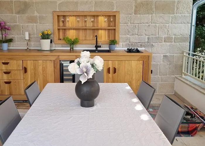 Villa Mare - Island Krk, Traditional Stone House With Pool *