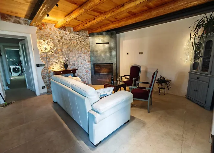 Mare - Island Krk, Traditional Stone House With Pool Villa Kras
