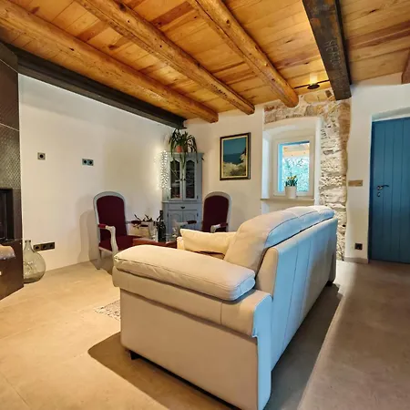 Mare - Island Krk, Traditional Stone House With Pool